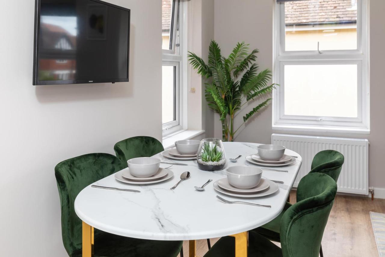 Ocean Apartments, Apartment 1 - Bright And Modern 1 Bedroom Apartment リトルハンプトン エクステリア 写真